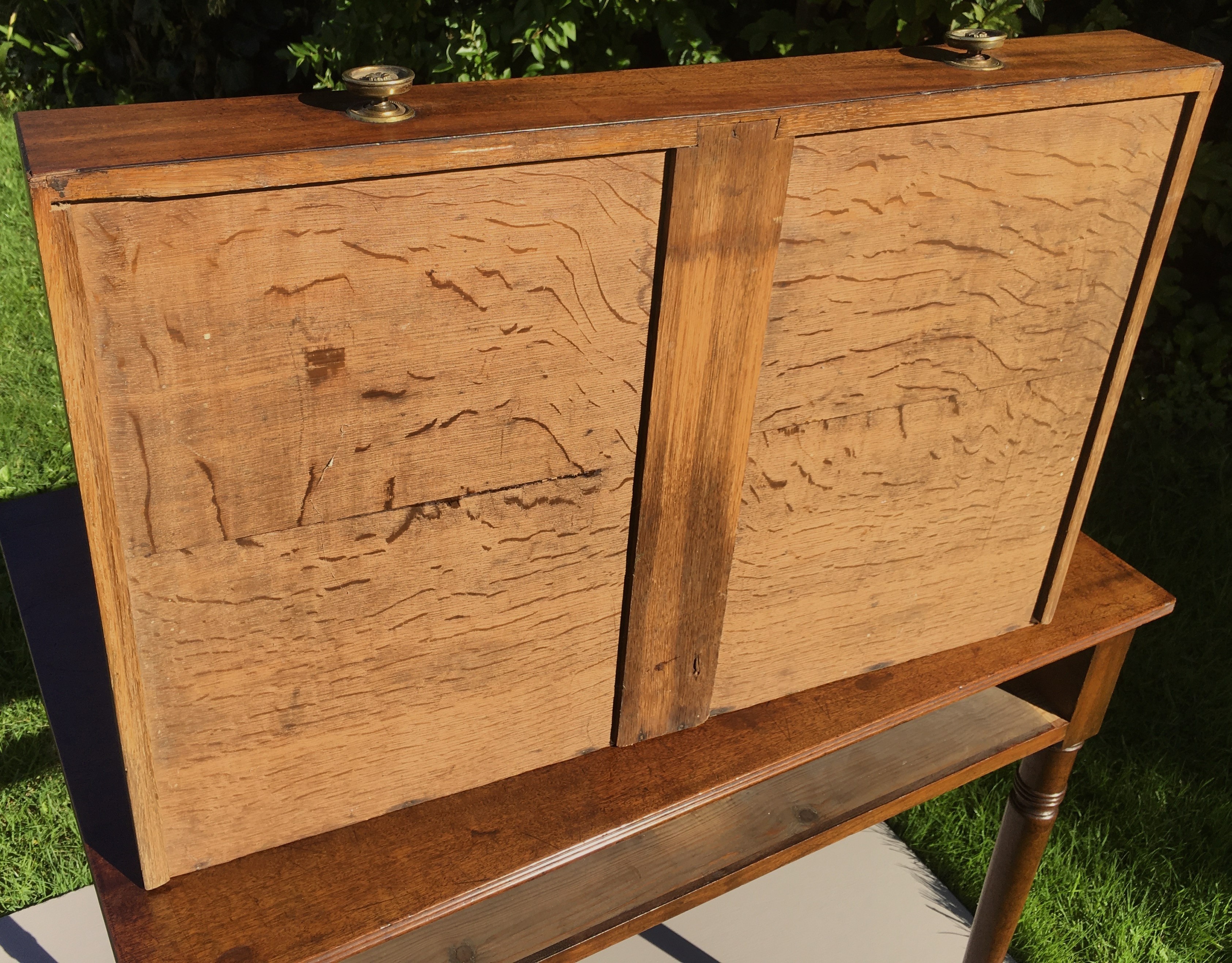A Regency mahogany side table, width 84cm, depth 53cm, height 76cm